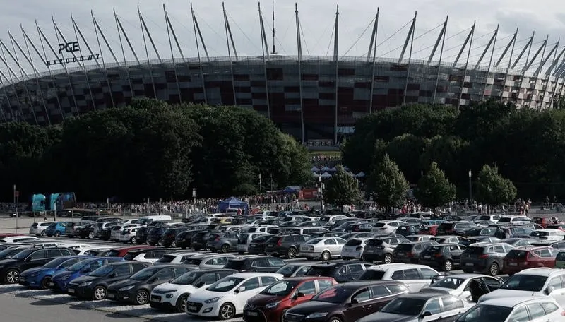 Gdzie dokładnie znajduje się stadion narodowy w Warszawie? Odkrywamy dzielnicę!