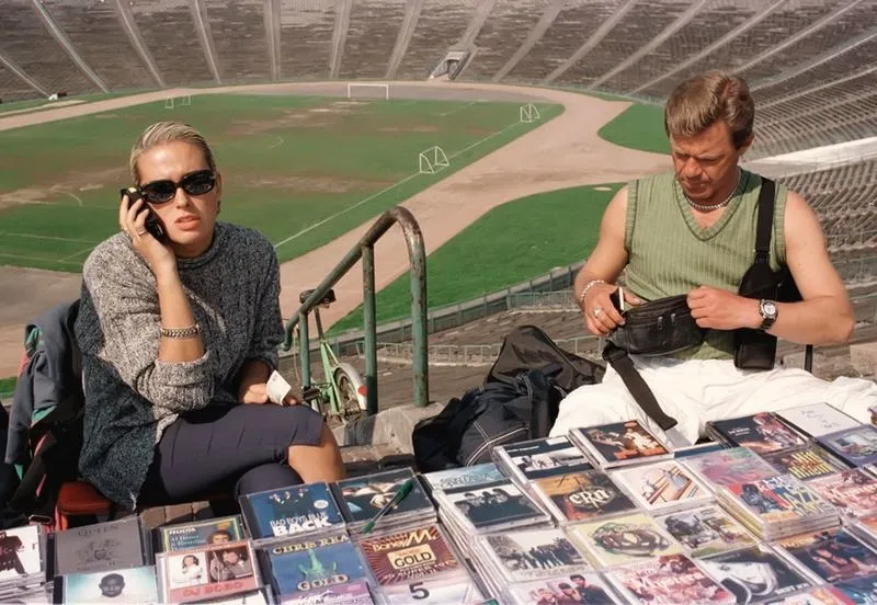 Gdzie przeniesiono bazar ze stadionu w Warszawie i dokąd przenieśli się sprzedawcy