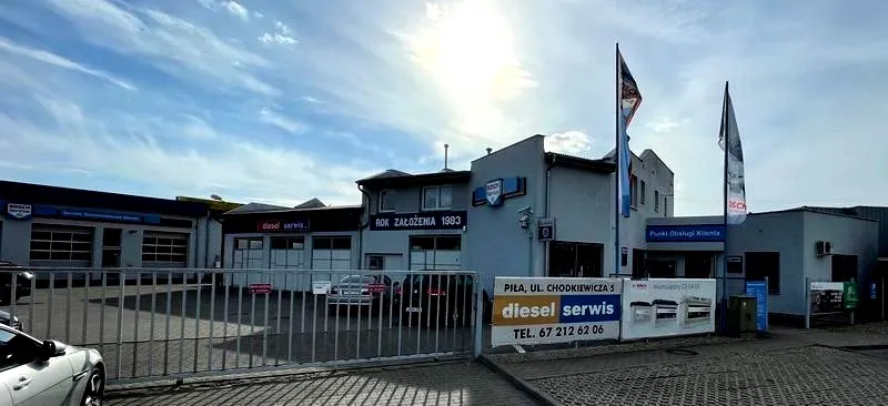 Jak skutecznie naprawić uszkodzoną piłkę nożną? Praktyczne porady