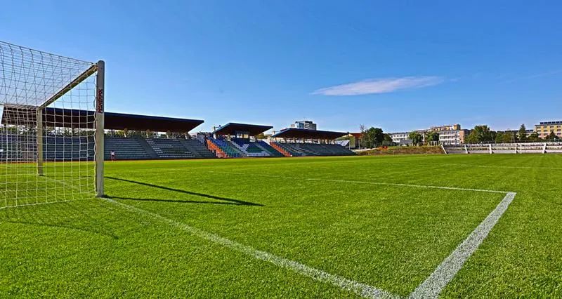 Jakie wymiary ma boisko do piłki nożnej – ile metrów kwadratowych?