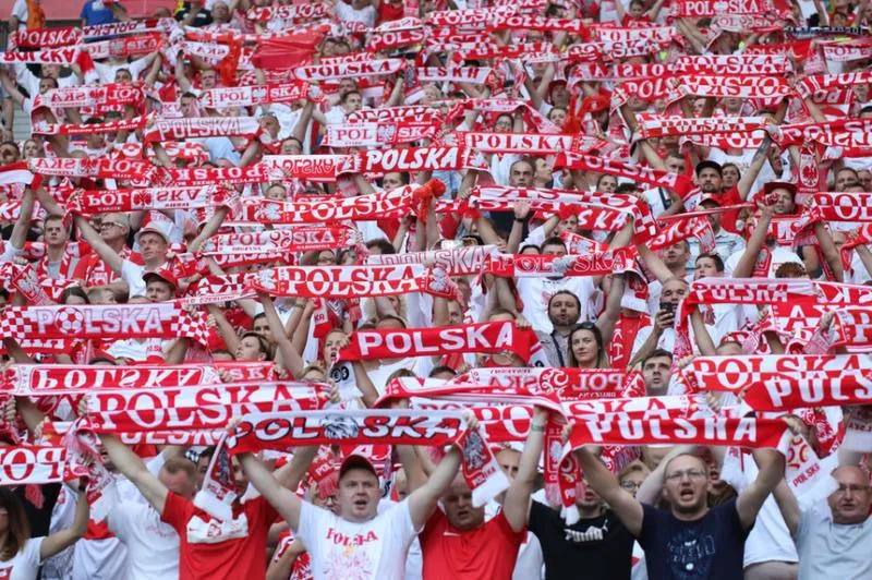 Melodie z trybun: co kibice śpiewają podczas meczów?