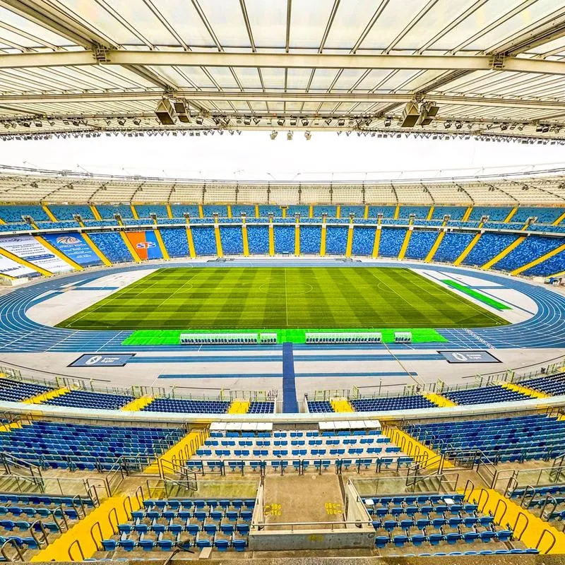Odkryj najmniejszy stadion w Polsce – niezwykłe miejsce pełne historii