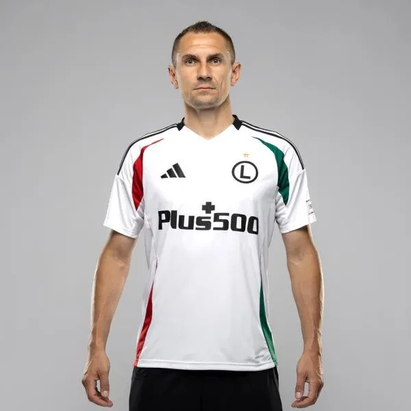 Powody, dla których Legia Warszawa gra bez kibiców