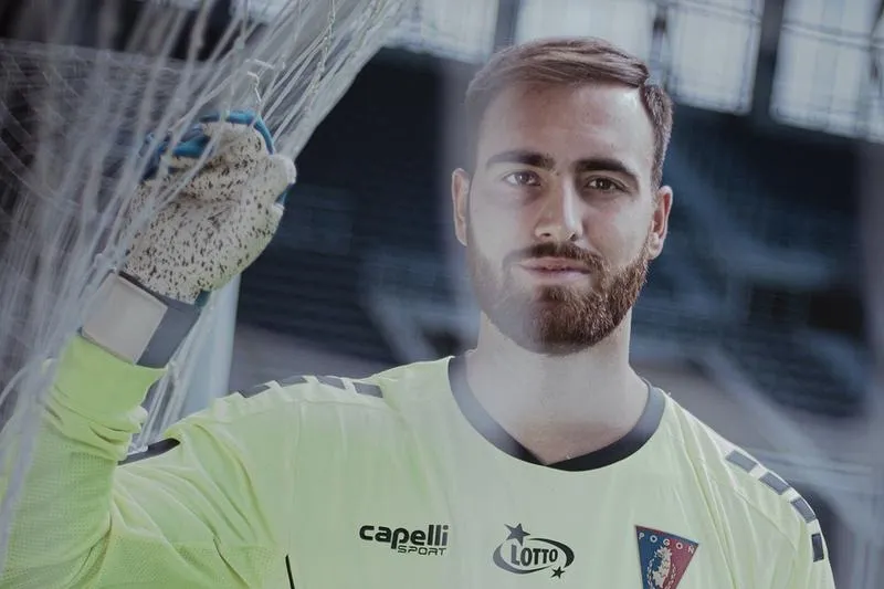 Sekrety skutecznej obrony na bramce w piłce nożnej: jak dobrze bronić przed rywalami