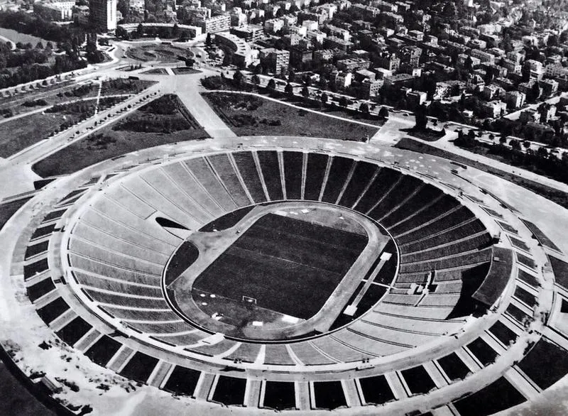 Architektura Stadionu Dziesięciolecia