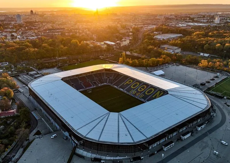 Rekordy pojemności stadionów
